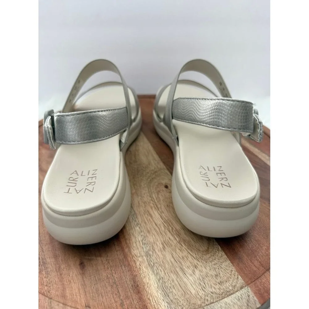 Naturalizer Coast Warm Silver Platform Sandals Womens 11M J0470S4020 New in Box